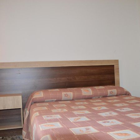 Labella - Hostal Rural Restaurante لا كالاهورا المظهر الخارجي الصورة