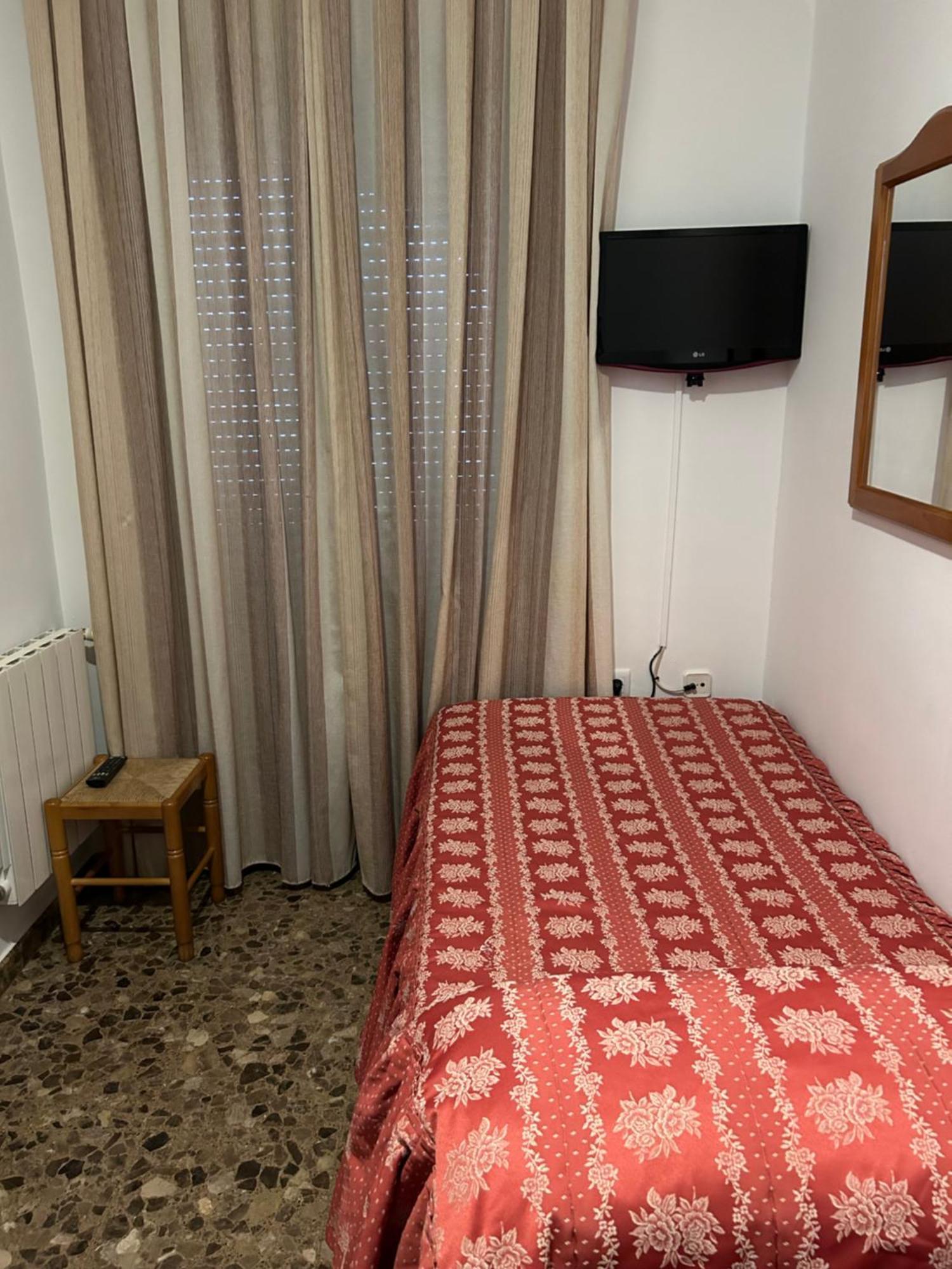 Labella - Hostal Rural Restaurante لا كالاهورا المظهر الخارجي الصورة