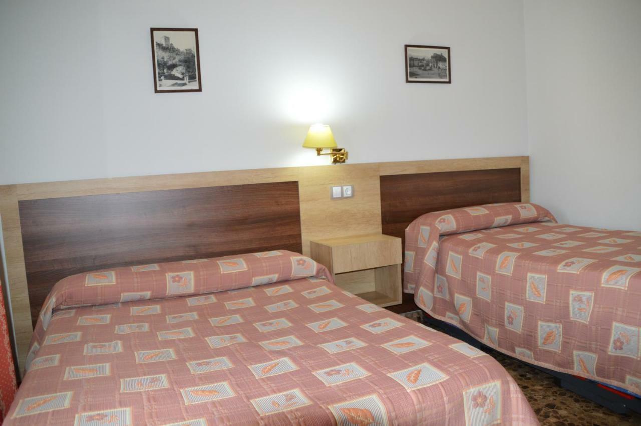 Labella - Hostal Rural Restaurante لا كالاهورا المظهر الخارجي الصورة