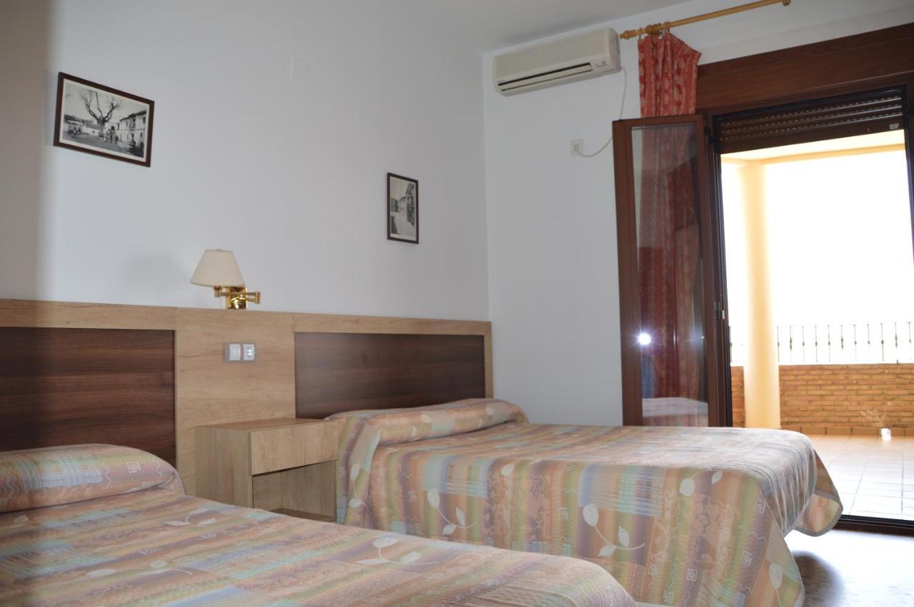 Labella - Hostal Rural Restaurante لا كالاهورا المظهر الخارجي الصورة